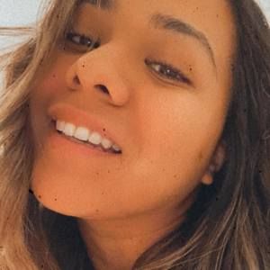 Meet your Posher, Cristal